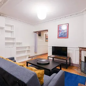 Apartamento Studio Tour Eiffel Garibaldi, París