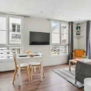 Republique & Le Marais - 1br - Cityapartmentstay Parigi